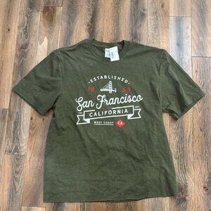 NWT Women’s Tee San Francisco Full Chest Logo